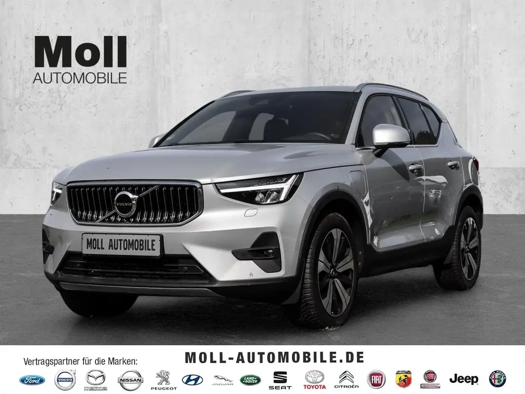 Photo 1 : Volvo Xc40 2023 Hybride