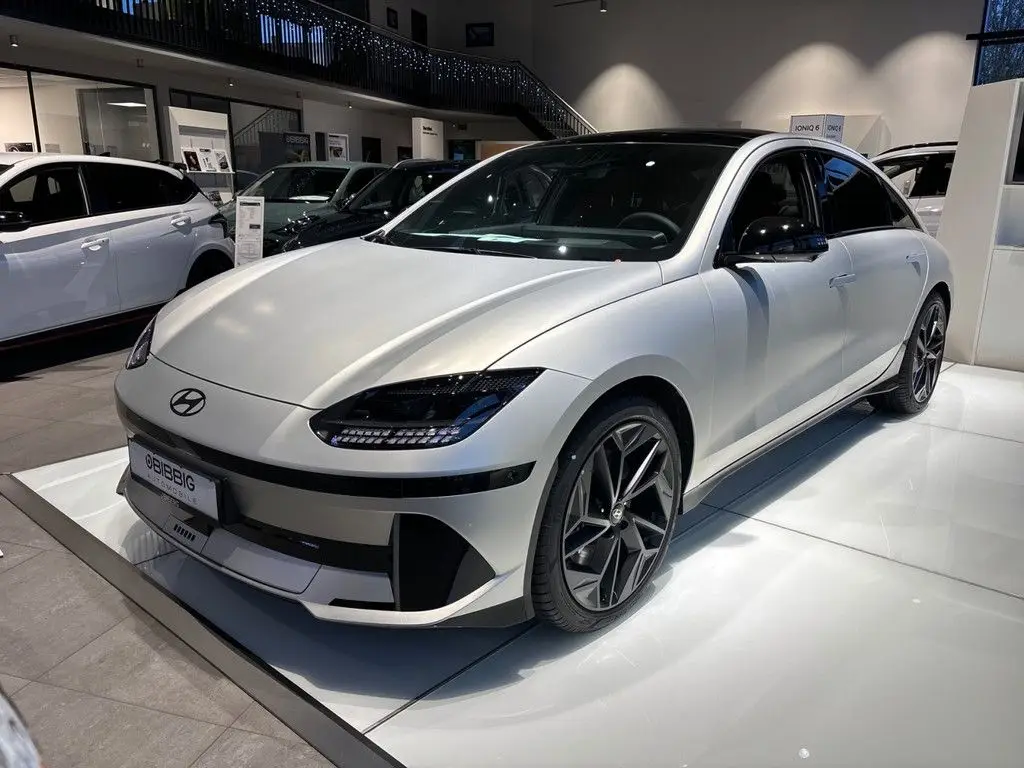 Photo 1 : Hyundai Ioniq 2023 Non renseigné