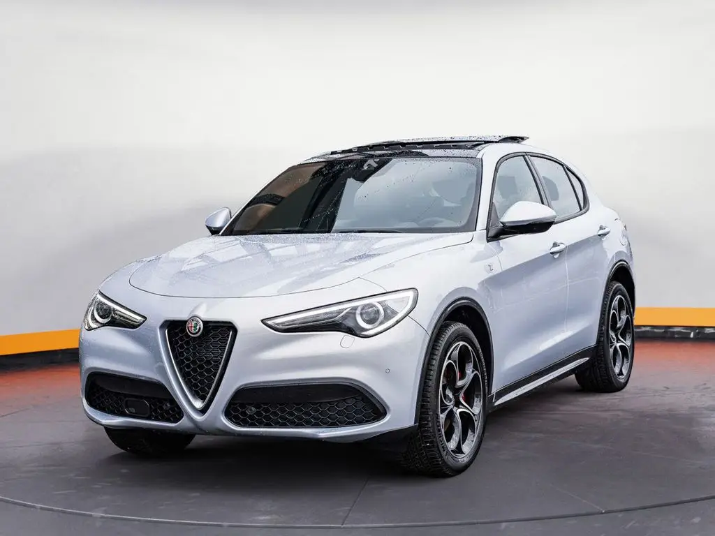 Photo 1 : Alfa Romeo Stelvio 2022 Essence