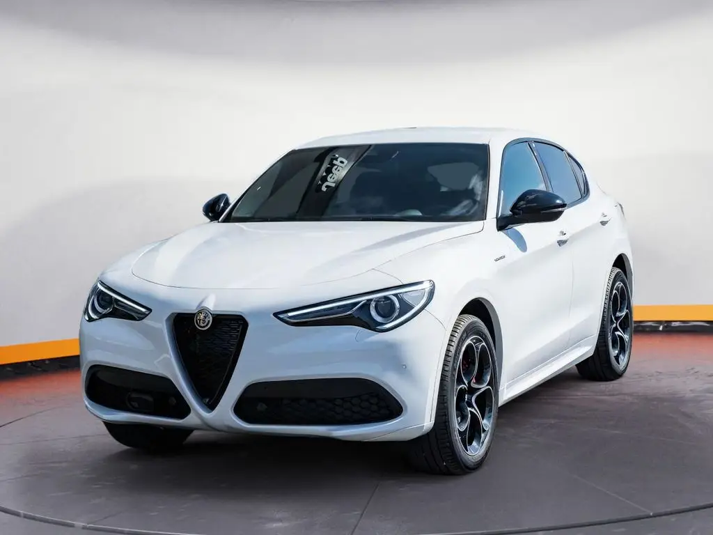 Photo 1 : Alfa Romeo Stelvio 2022 Essence