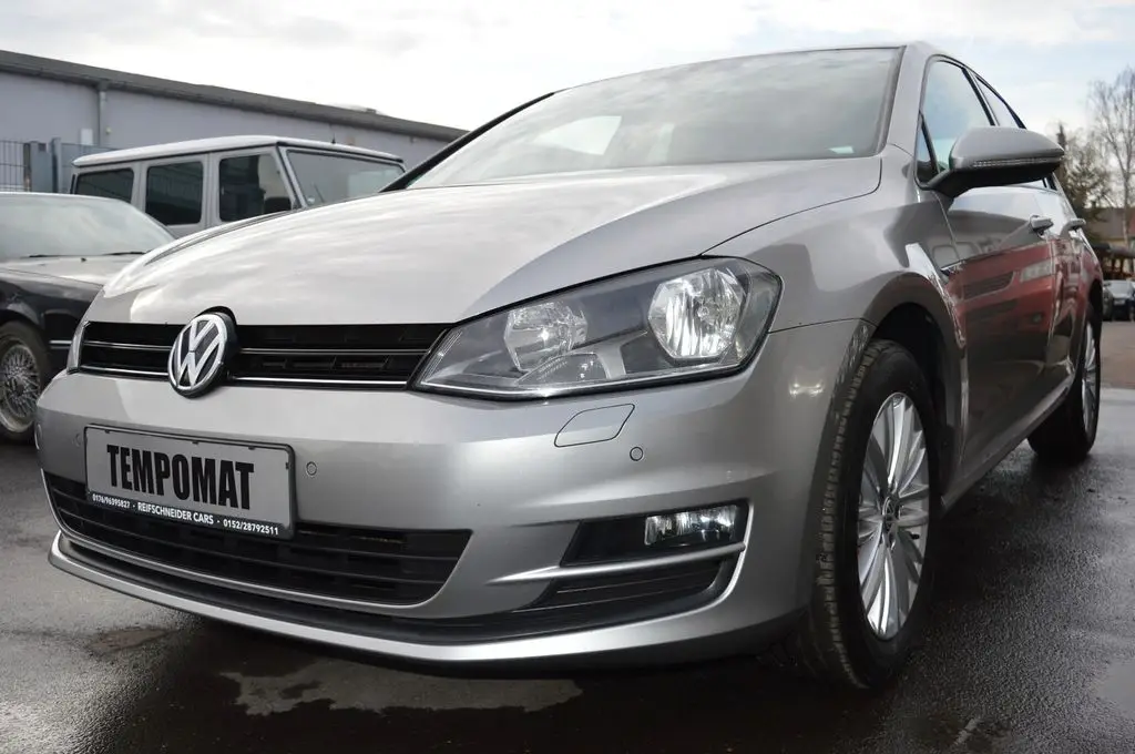 Photo 1 : Volkswagen Golf 2014 Petrol