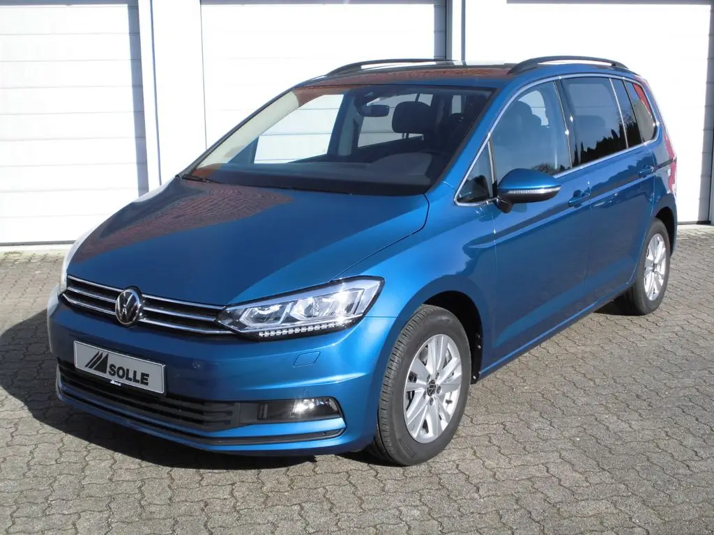 Photo 1 : Volkswagen Touran 2022 Petrol