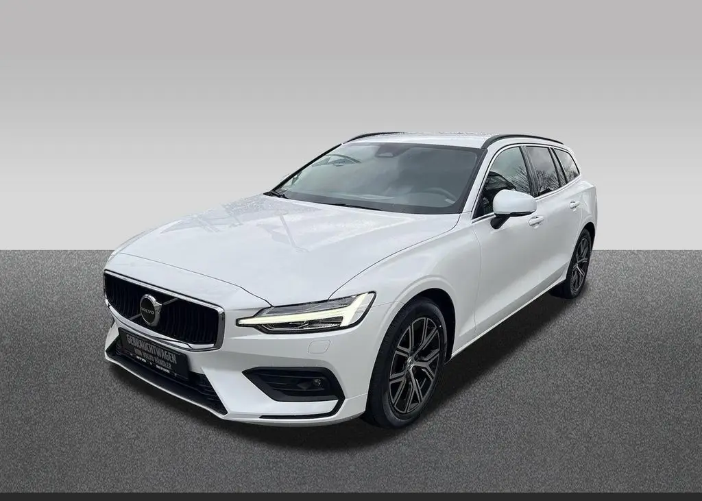 Photo 1 : Volvo V60 2023 Essence