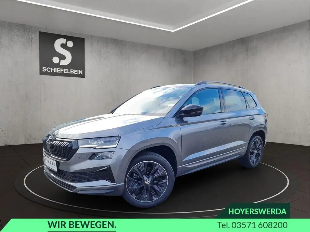 Photo 1 : Skoda Karoq 2023 Essence