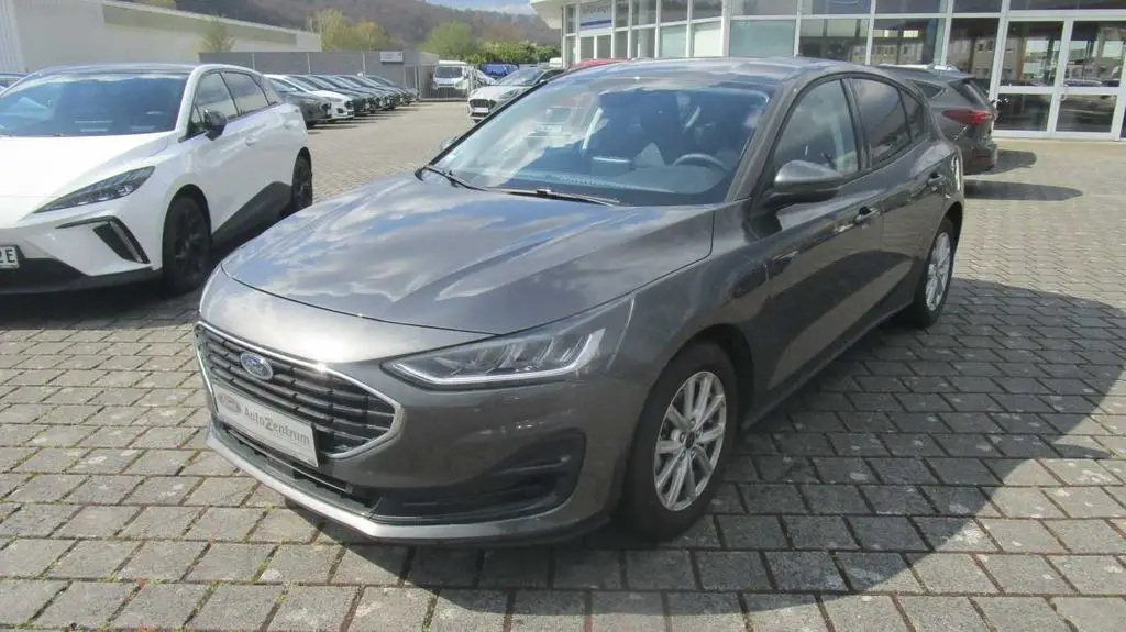 Photo 1 : Ford Focus 2022 Petrol