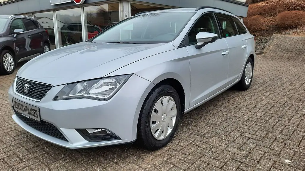 Photo 1 : Seat Leon 2015 Petrol