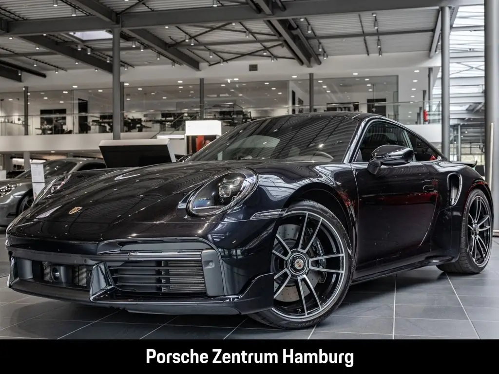 Photo 1 : Porsche 992 2022 Essence