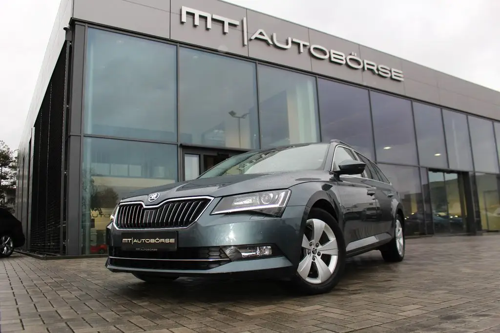 Photo 1 : Skoda Superb 2016 Diesel