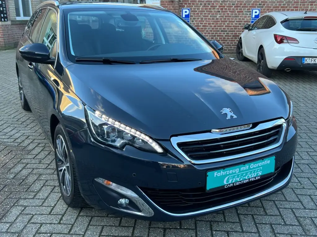 Photo 1 : Peugeot 308 2015 Essence