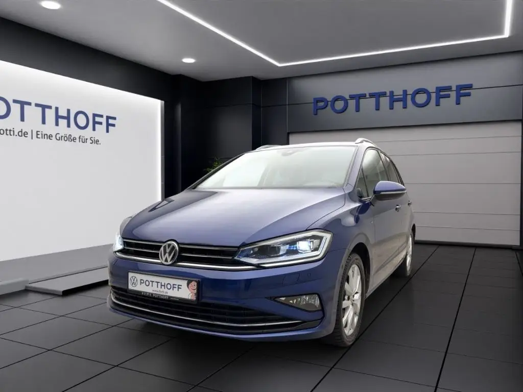 Photo 1 : Volkswagen Golf 2018 Petrol