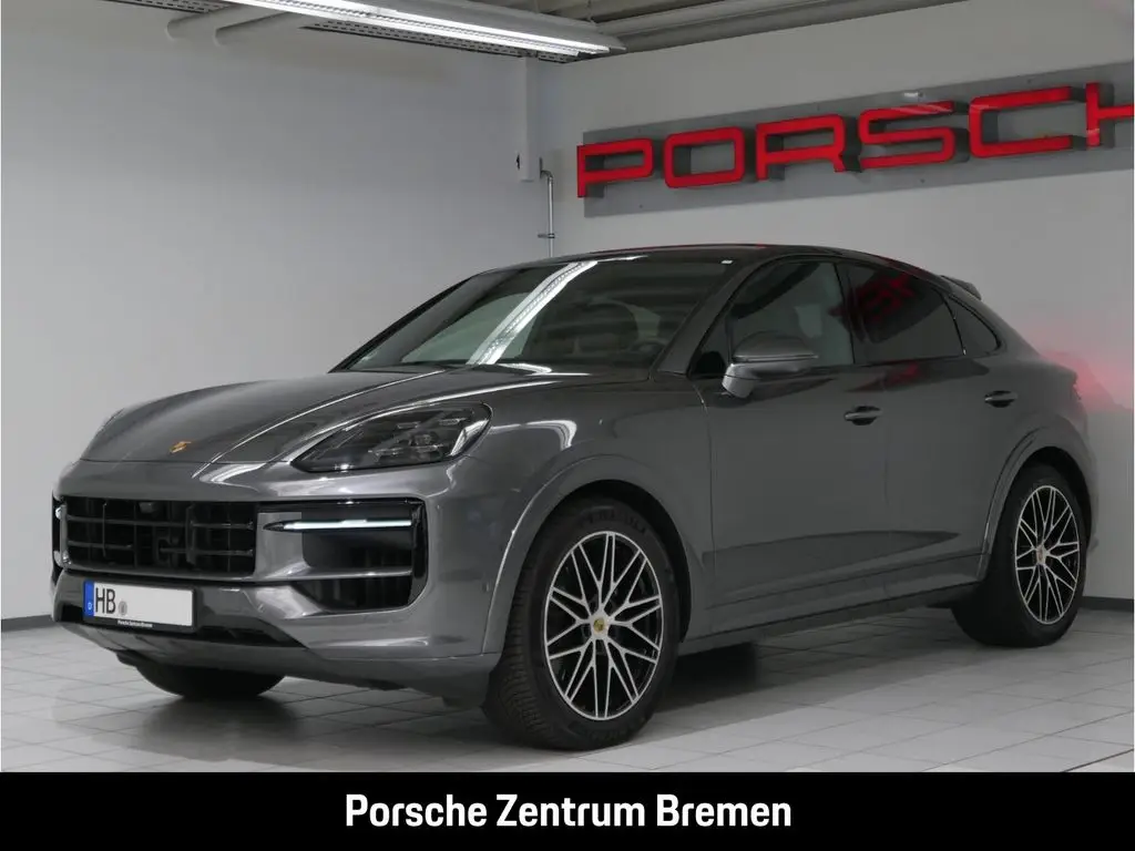 Photo 1 : Porsche Cayenne 2024 Petrol