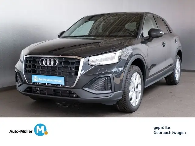 Photo 1 : Audi Q2 2023 Petrol