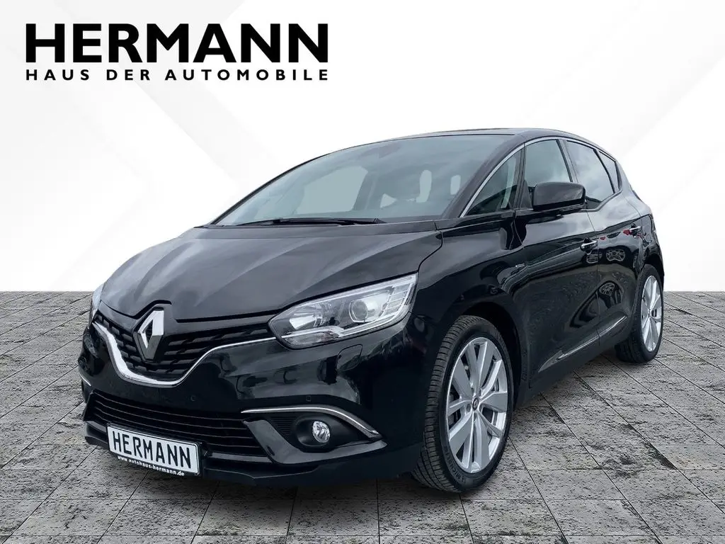 Photo 1 : Renault Scenic 2018 Essence