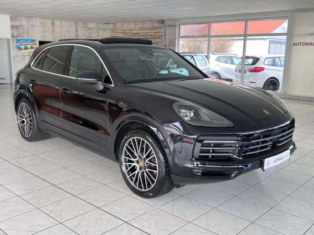 Photo 1 : Porsche Cayenne 2021 Petrol