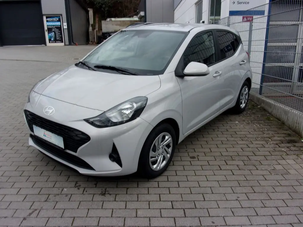 Photo 1 : Hyundai I10 2023 Essence