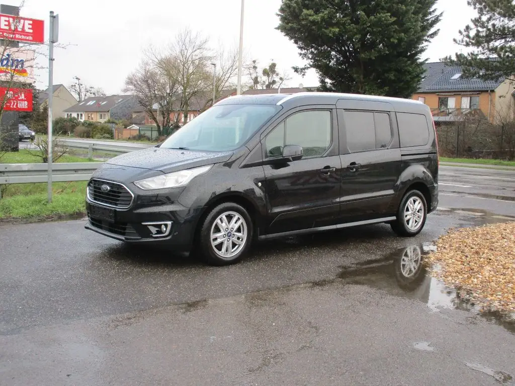 Photo 1 : Ford Grand Tourneo 2019 Diesel