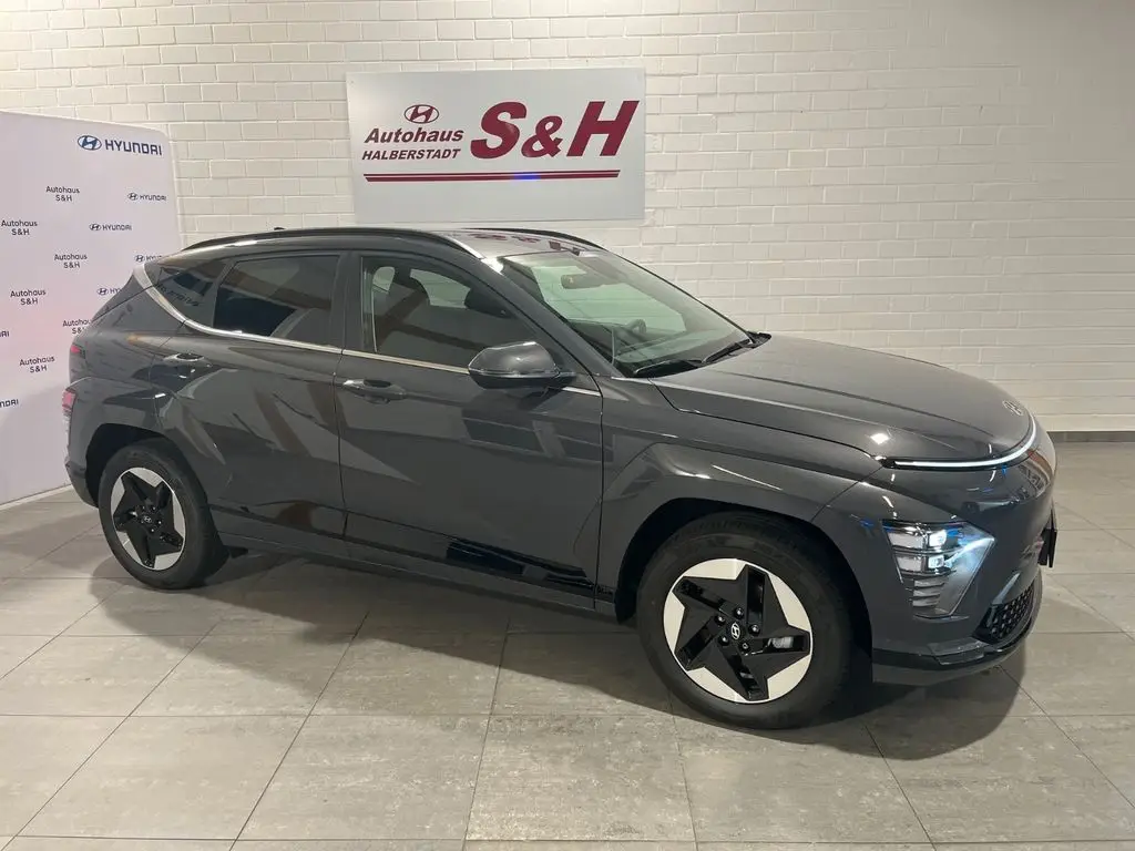 Photo 1 : Hyundai Kona 2024 Non renseigné