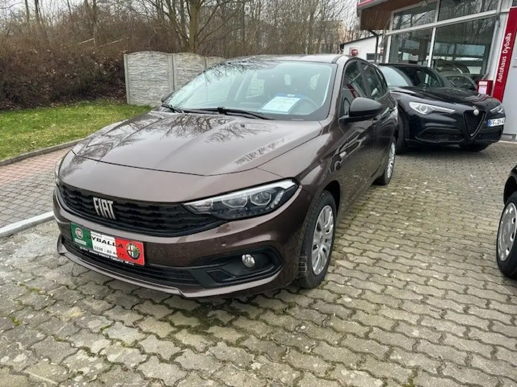 Photo 1 : Fiat Tipo 2021 Essence