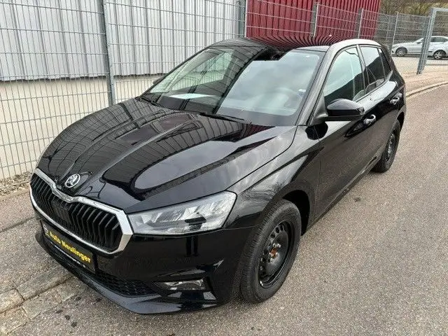 Photo 1 : Skoda Fabia 2024 Essence