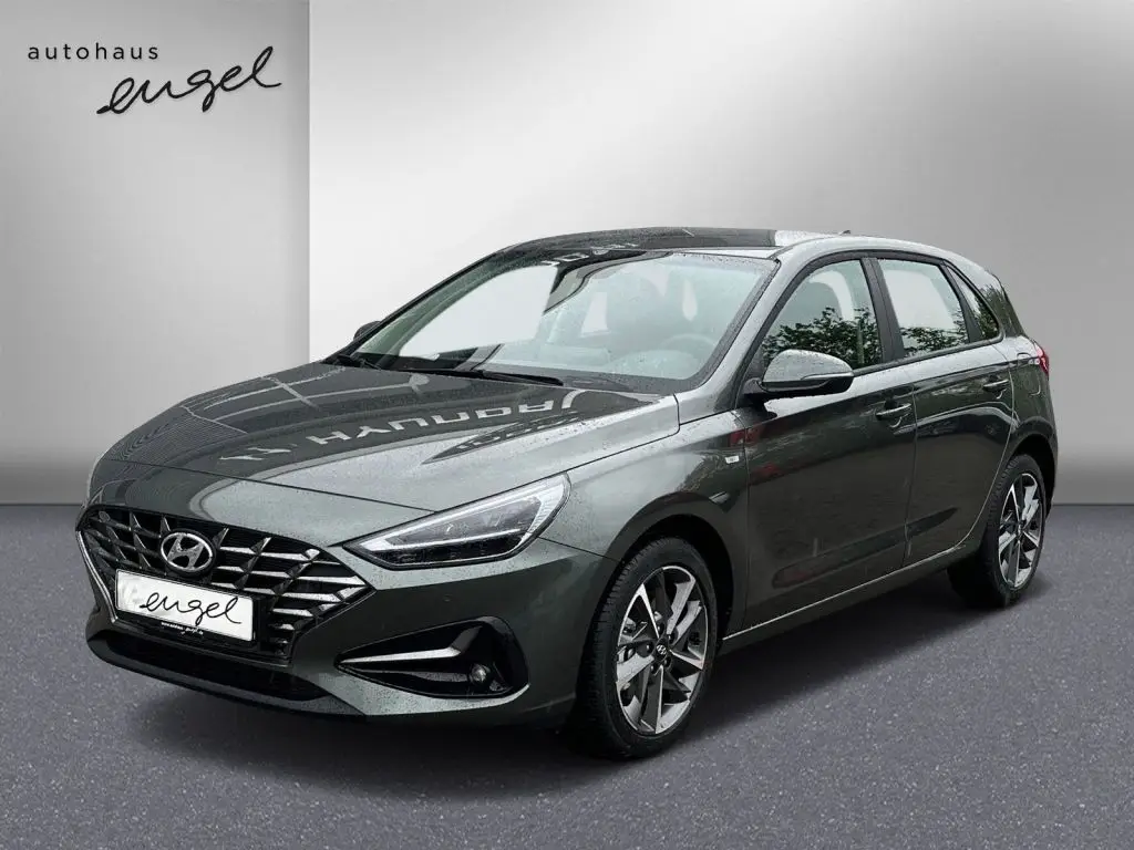 Photo 1 : Hyundai I30 2024 Petrol