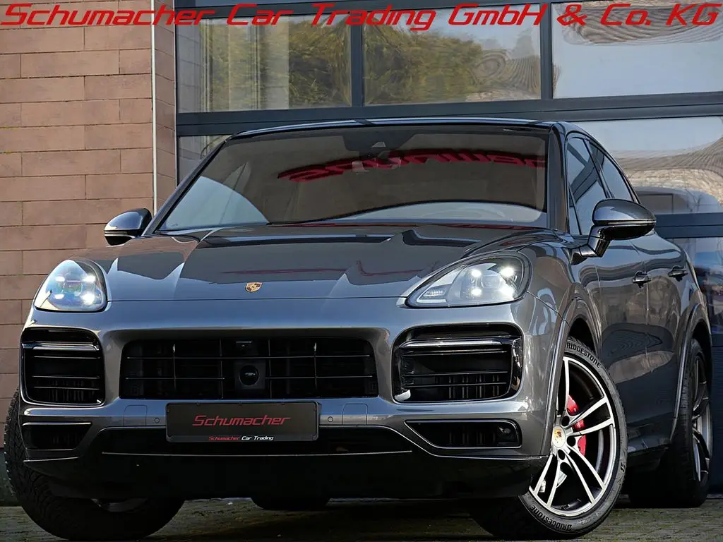 Photo 1 : Porsche Cayenne 2020 Essence