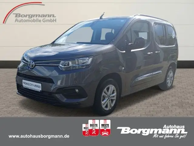 Photo 1 : Toyota Proace 2024 Essence