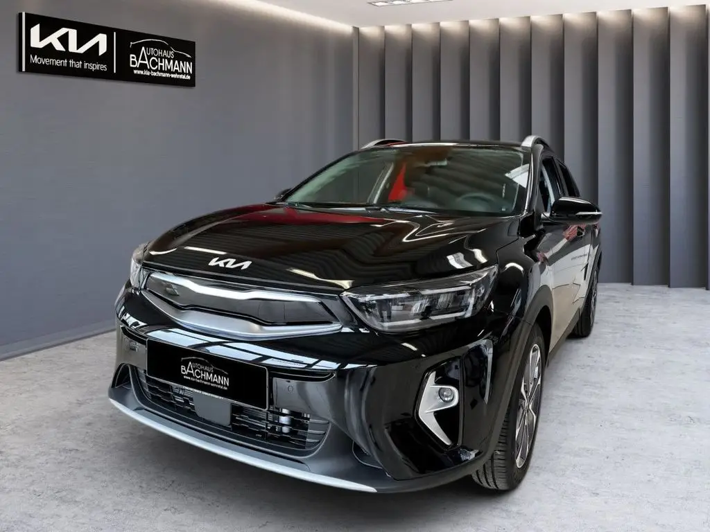 Photo 1 : Kia Stonic 2024 Petrol