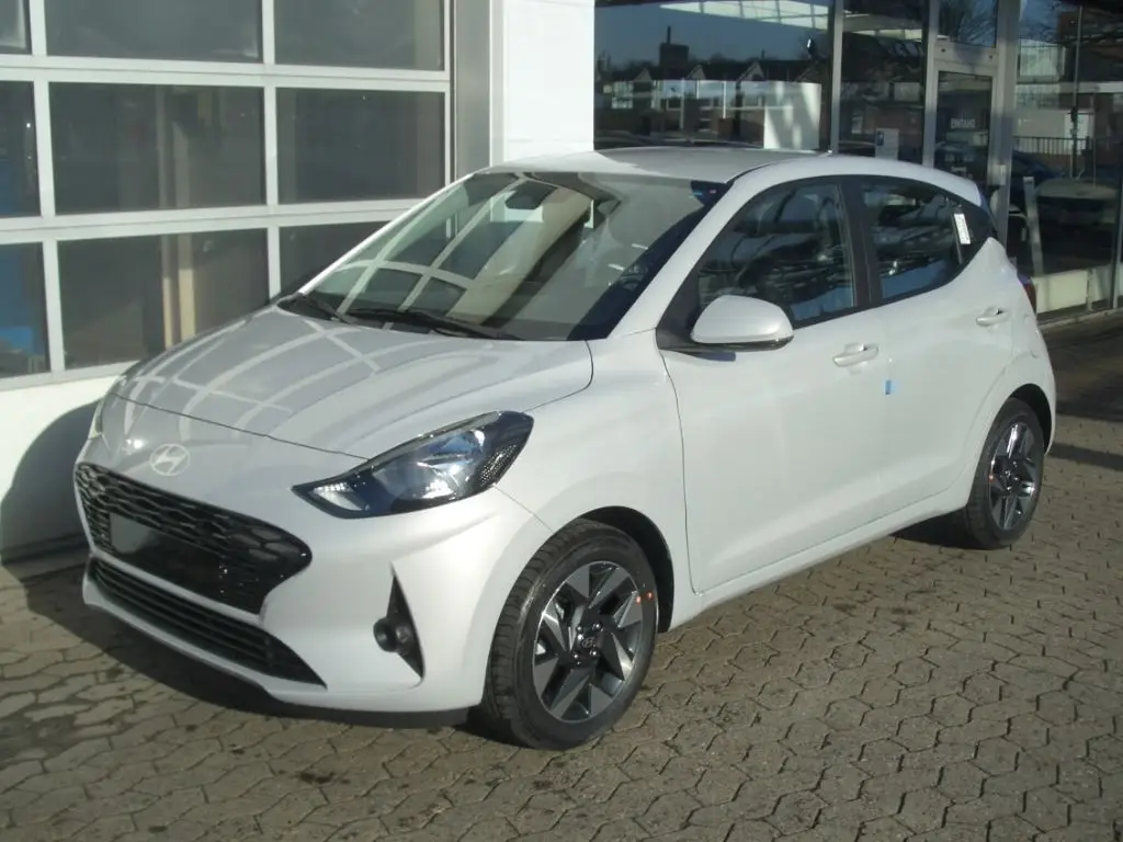 Photo 1 : Hyundai I10 2024 Petrol