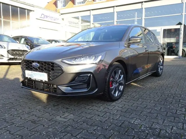 Photo 1 : Ford Focus 2023 Diesel