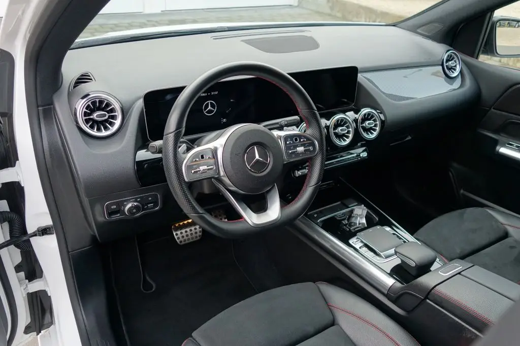 Photo 1 : Mercedes-benz Classe B 2020 Petrol