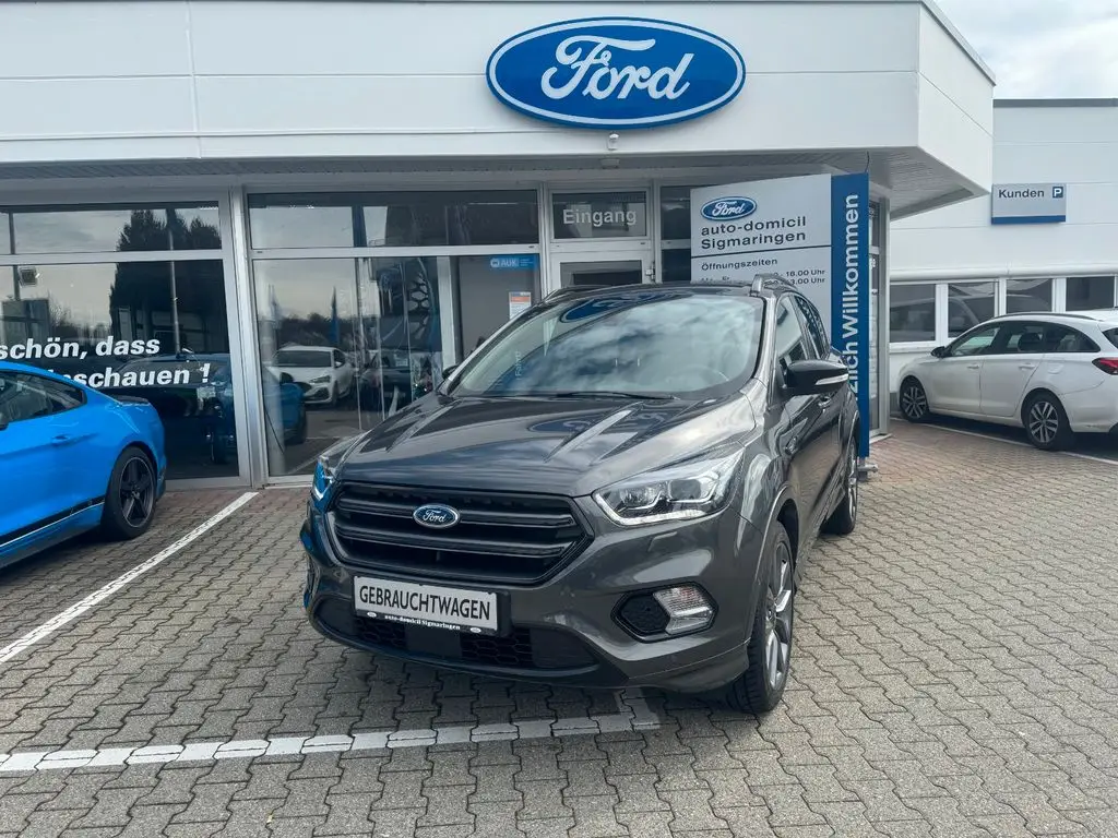 Photo 1 : Ford Kuga 2019 Petrol