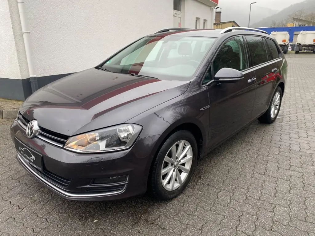 Photo 1 : Volkswagen Golf 2015 Petrol