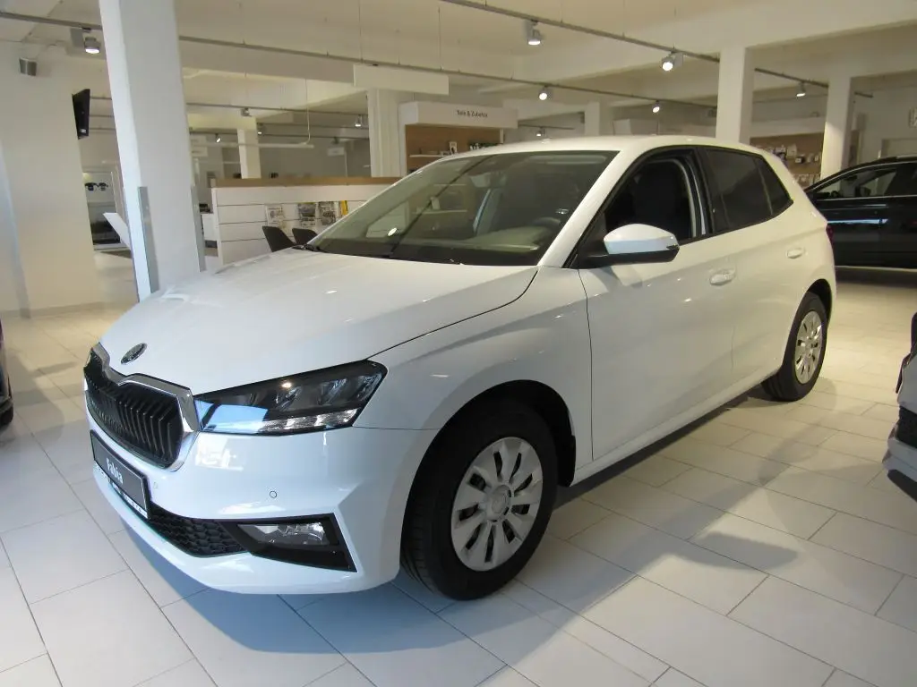 Photo 1 : Skoda Fabia 2024 Essence