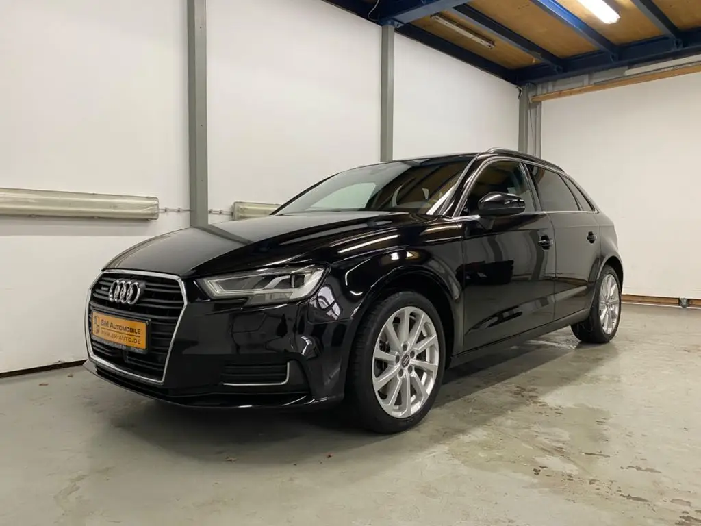 Photo 1 : Audi A3 2018 Diesel