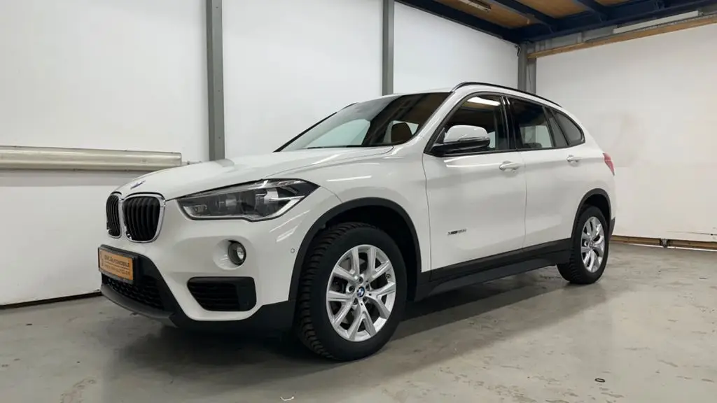 Photo 1 : Bmw X1 2017 Petrol