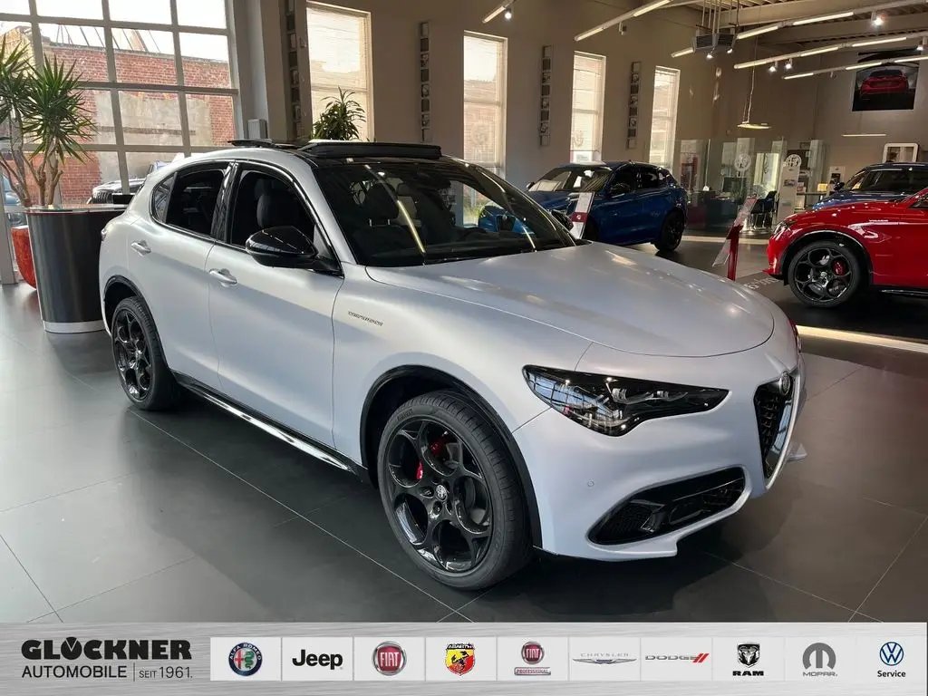 Photo 1 : Alfa Romeo Stelvio 2024 Petrol