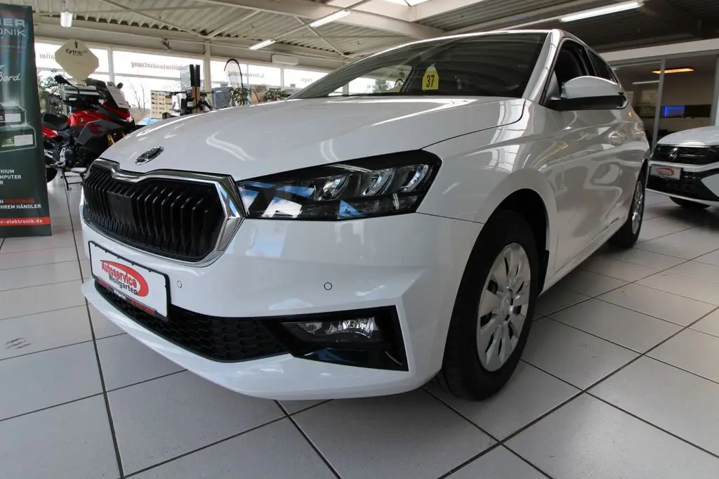 Photo 1 : Skoda Fabia 2024 Essence