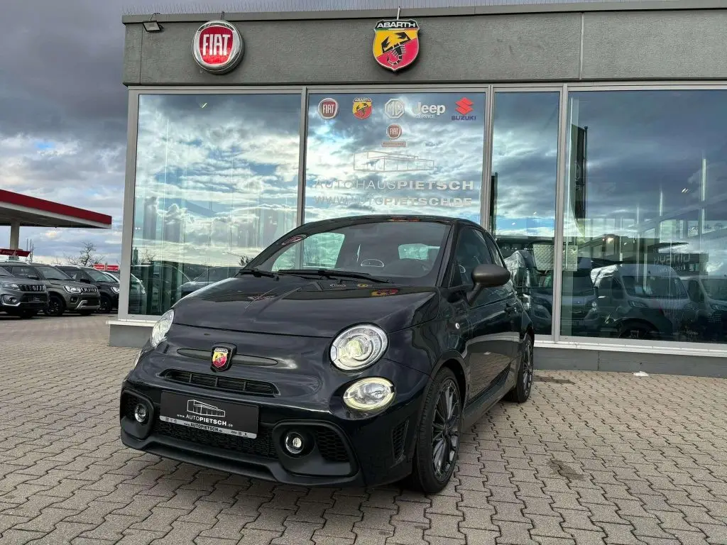 Photo 1 : Abarth 595 2024 Petrol