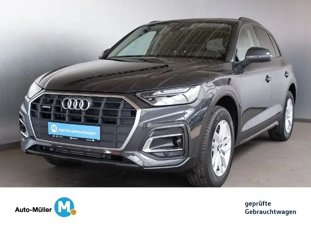 Photo 1 : Audi Q5 2023 Hybrid