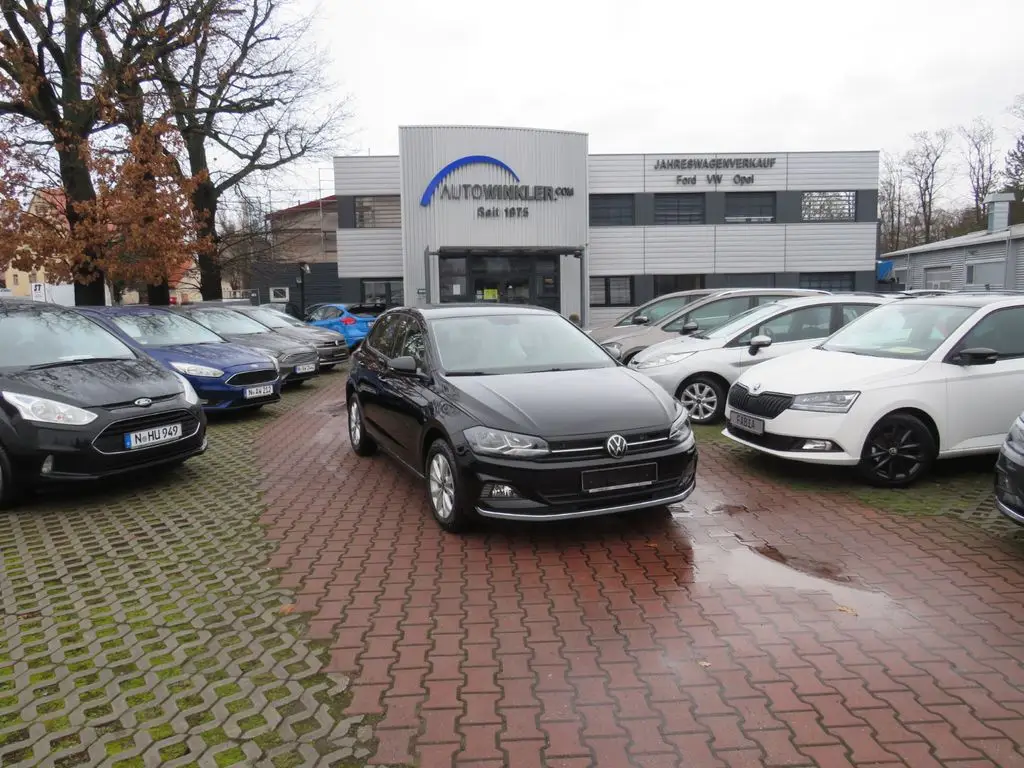 Photo 1 : Volkswagen Polo 2023 Petrol