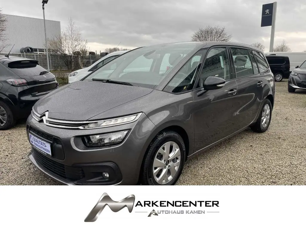 Photo 1 : Citroen C4 2022 Petrol