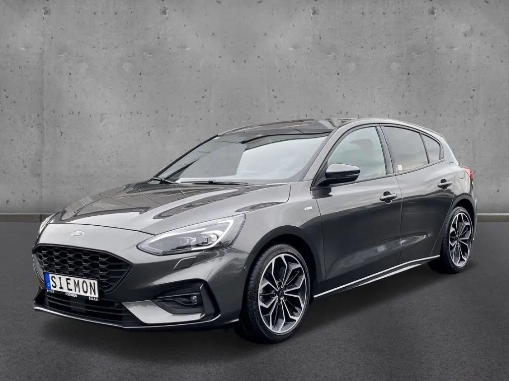 Photo 1 : Ford Focus 2019 Petrol