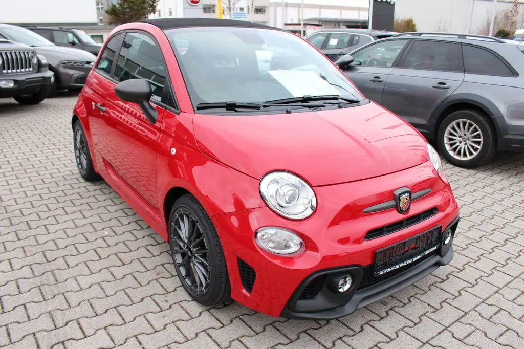 Photo 1 : Abarth 595 2024 Essence