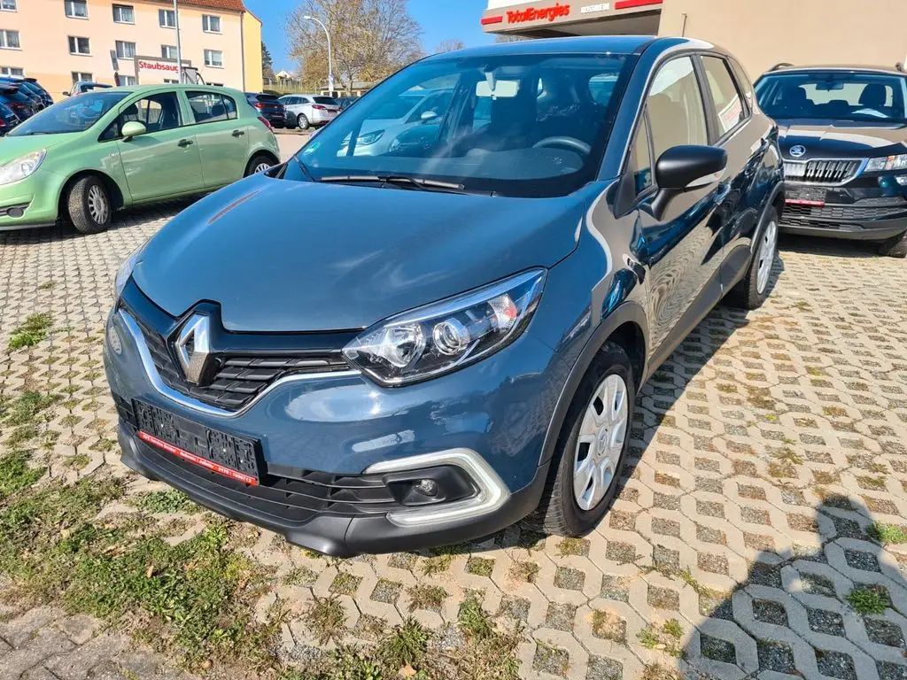 Photo 1 : Renault Captur 2018 Essence