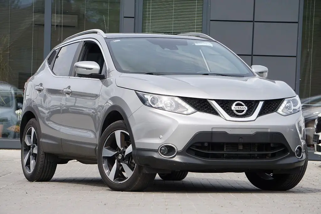 Photo 1 : Nissan Qashqai 2017 Petrol