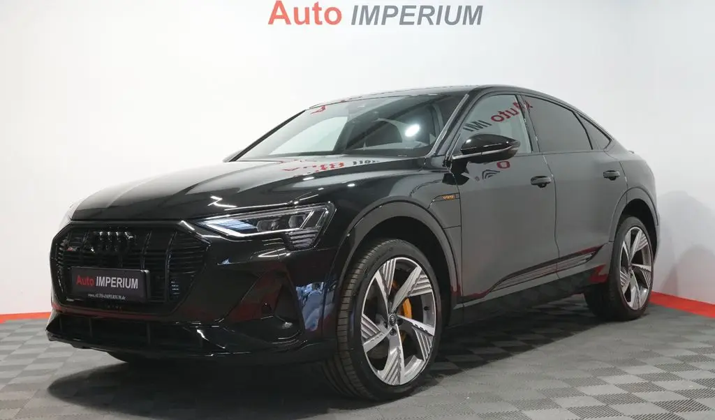 Photo 1 : Audi E-tron 2022 Not specified