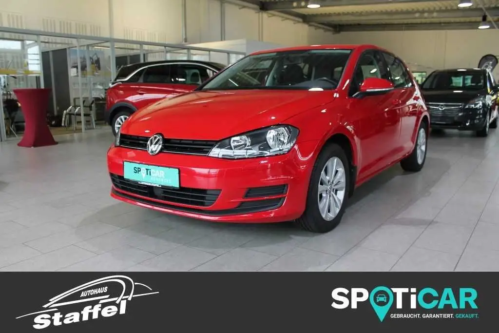 Photo 1 : Volkswagen Golf 2016 Petrol