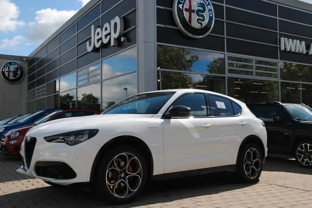 Photo 1 : Alfa Romeo Stelvio 2024 Diesel