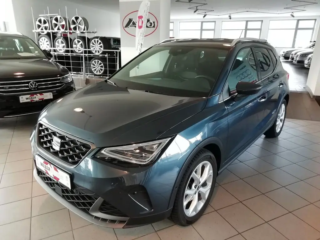 Photo 1 : Seat Arona 2023 Petrol