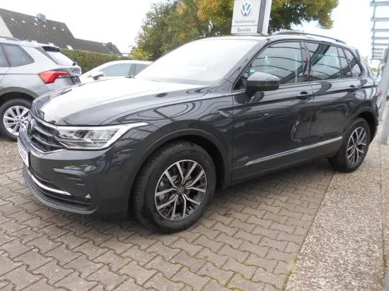 Photo 1 : Volkswagen Tiguan 2023 Essence